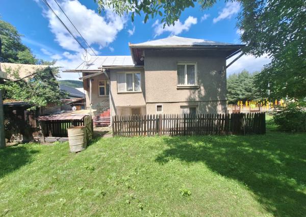 PREDAJ – Rodinný dom s drevenou chalúpkou – ĽUTINA okr.Sabinov