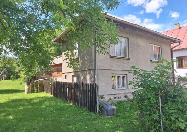 PREDAJ – Rodinný dom s drevenou chalúpkou – ĽUTINA okr.Sabinov