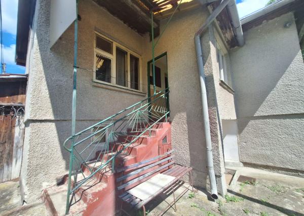 PREDAJ – Rodinný dom s drevenou chalúpkou – ĽUTINA okr.Sabinov