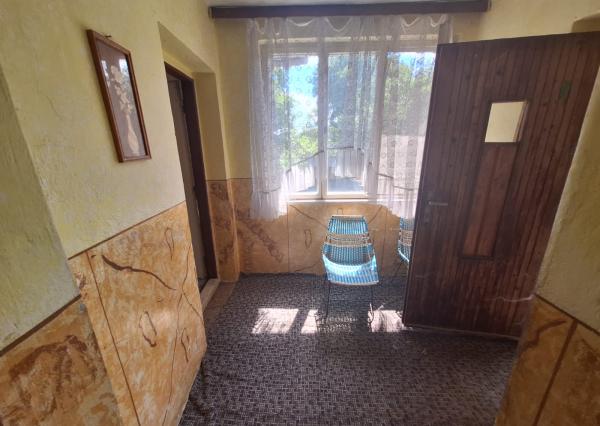 PREDAJ – Rodinný dom s drevenou chalúpkou – ĽUTINA okr.Sabinov