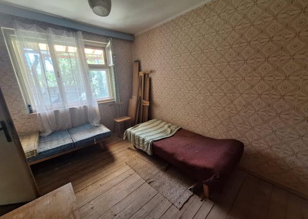 PREDAJ – Rodinný dom s drevenou chalúpkou – ĽUTINA okr.Sabinov