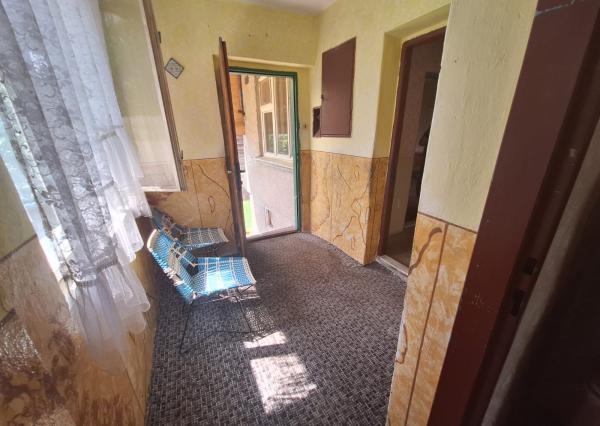 PREDAJ – Rodinný dom s drevenou chalúpkou – ĽUTINA okr.Sabinov