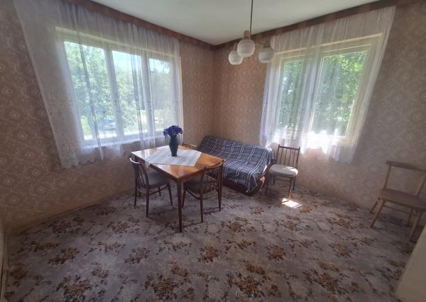 PREDAJ – Rodinný dom s drevenou chalúpkou – ĽUTINA okr.Sabinov