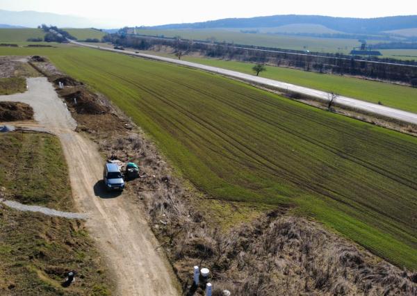 PREDAJ – Pozemok vhodný na výstavbu rodinného domu – SVINIA okr. Prešov