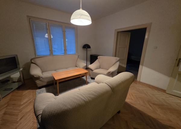 PREDAJ – Rodinný dom po čiastočnej rekonštrukcii – SOBRANCE