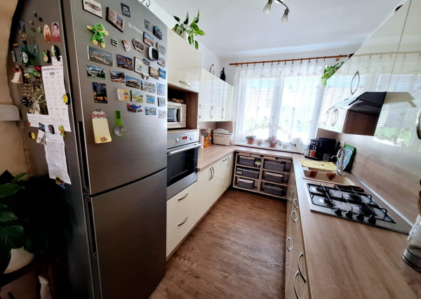 PREDAJ – Rodinný dom so záhradou a terasou – ĽUBOTICE