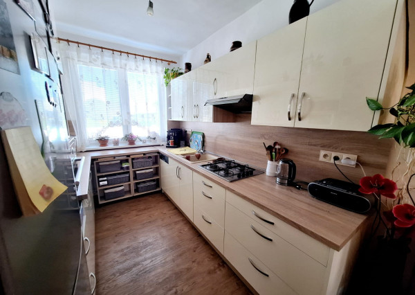 PREDAJ – Rodinný dom so záhradou a terasou – ĽUBOTICE