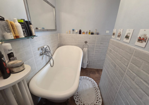 PREDAJ – 2 podlažná murovaná chata po rekonštrukcii, komplet zariadená – ZEMPLÍNSKA ŠÍRAVA