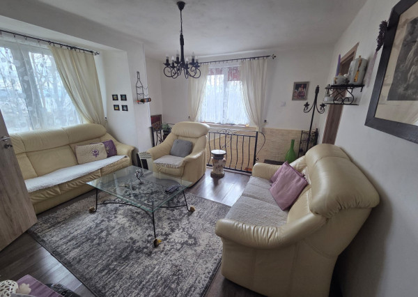 PREDAJ – 2 podlažná murovaná chata po rekonštrukcii, komplet zariadená – ZEMPLÍNSKA ŠÍRAVA