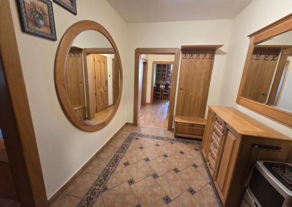 PREDAJ – 3-izbový byt čiastočne zariadený – Humenné (72 m²)
