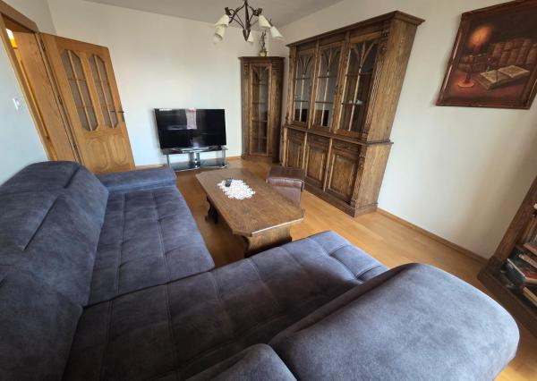 PREDAJ – 3-izbový byt čiastočne zariadený – Humenné (72 m²)