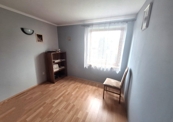 PREDAJ – Priestranný 3-podlažný rodinný dom s ovocným sadom – DUBOVICA okr. Sabinov