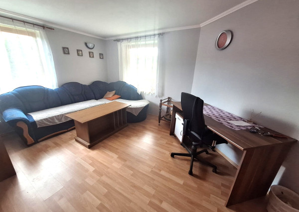 PREDAJ – Priestranný 3-podlažný rodinný dom s ovocným sadom – DUBOVICA okr. Sabinov