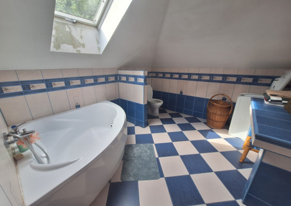 PREDAJ – Priestranný 3-podlažný rodinný dom s ovocným sadom – DUBOVICA okr. Sabinov