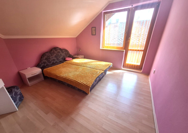 PREDAJ – Priestranný 3-podlažný rodinný dom s ovocným sadom – DUBOVICA okr. Sabinov