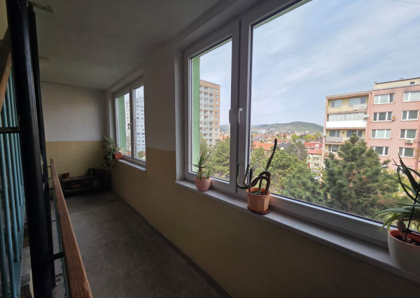 PREDAJ - 1,5 izbový byt s praktickou dispozíciou - KOŠICE