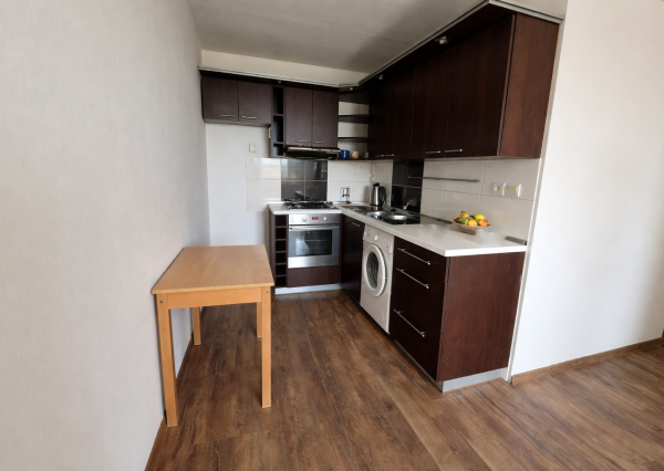 PREDAJ - 1,5 izbový byt s praktickou dispozíciou - KOŠICE