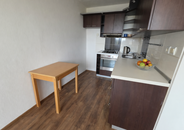 PREDAJ - 1,5 izbový byt s praktickou dispozíciou - KOŠICE