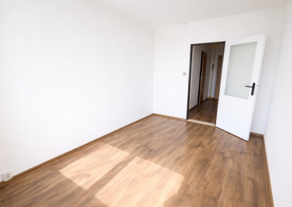 PREDAJ - 1,5 izbový byt s praktickou dispozíciou - KOŠICE