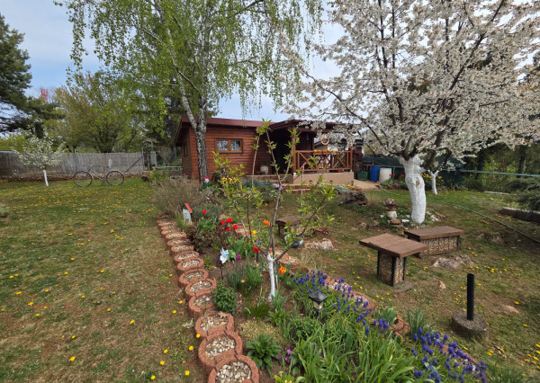 PREDAJ - Drevená chata s krásnou záhradou - MOLDAVA NAD BODVOU