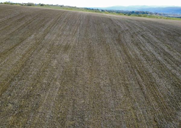 PREDAJ - Investičný pozemok o rozlohe 3909m2 - ĽUBOTICE