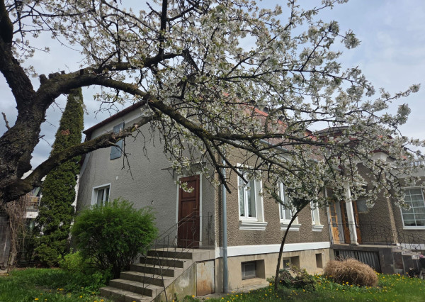 PREDAJ – Priestranný rozprávkový rodinný dom – VEĽKÝ ŠARIŠ