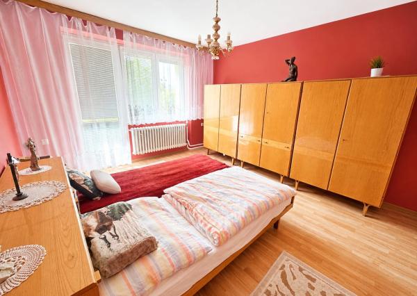 PREDAJ - 2 generačný rodinný dom / 6 izbový - HUMENNÉ