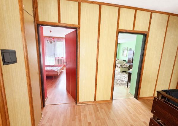 PREDAJ - 2 generačný rodinný dom / 6 izbový - HUMENNÉ