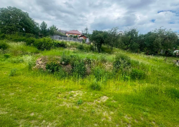 PREDAJ - Stavebný pozemok o rozlohe 228m2-PEČOVSKÁ NOVÁ VES