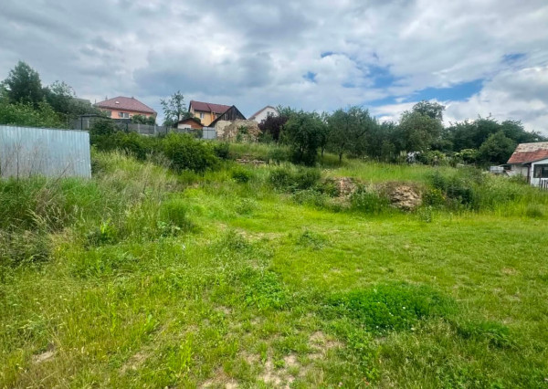 PREDAJ - Stavebný pozemok o rozlohe 228m2-PEČOVSKÁ NOVÁ VES