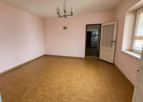 PREDAJ - Rodinný dom v pôvodnom stave - ZEMPLÍNSKA ŠIROKÁ okr. Michalovce