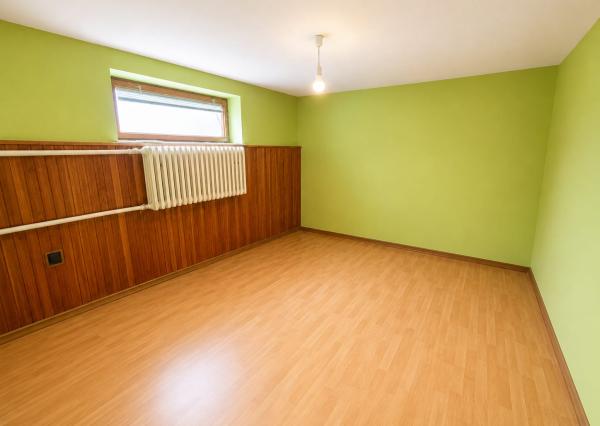 PREDAJ - 2-podlažný rodinný dom - VYŠNÁ ŠEBASTOVÁ časť Severná