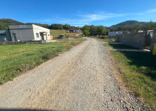 PREDAJ - Pozemok na výstavbu RD - JASENOV okr. Humenné