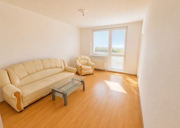 PREDAJ - 2 izbový byt s balkónom - MICHALOVCE - Nad Laborcom