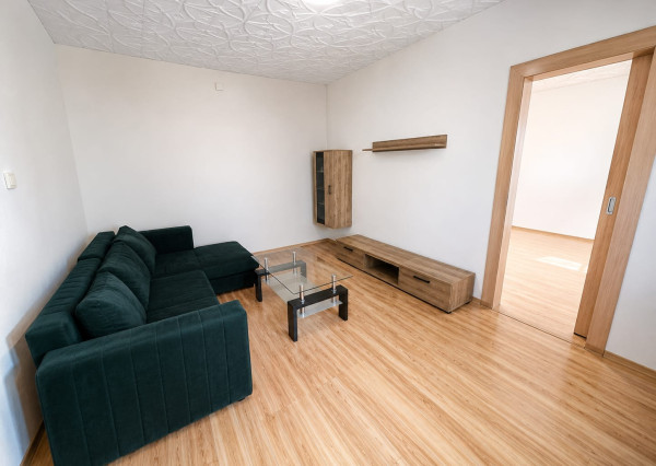PREDAJ - 3 izbový byt s 3 balkónmi - PREŠOV