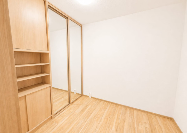 PREDAJ - 3 izbový byt s 3 balkónmi - PREŠOV