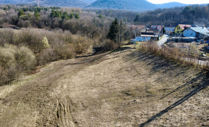 PREDAJ – Pozemok určený na výstavbu – RUSKÁ NOVÁ VES - fotografia 4