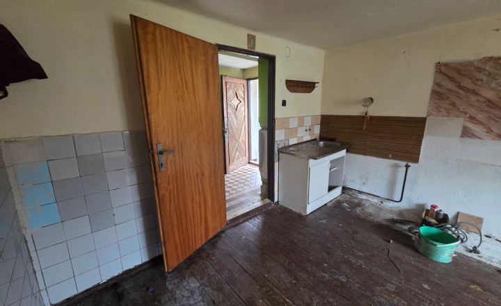 PREDAJ – 2 podlažný rodinný dom – DUBOVICA okr. Sabinov - fotografia 9