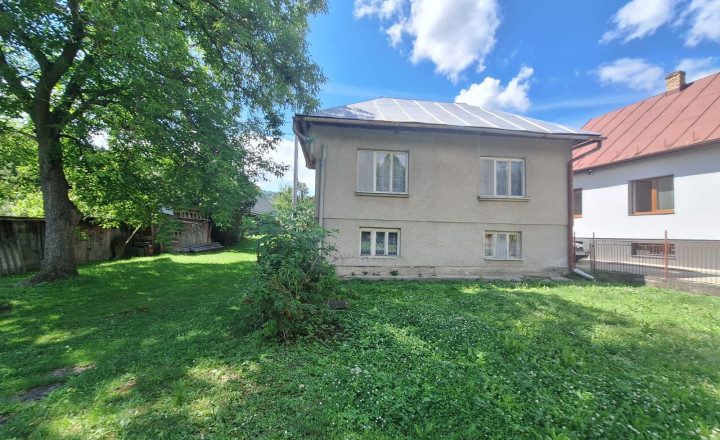 PREDAJ – Rodinný dom s drevenou chalúpkou – ĽUTINA okr.Sabinov - fotografia 7