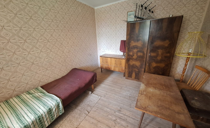 PREDAJ – Rodinný dom s drevenou chalúpkou – ĽUTINA okr.Sabinov - fotografia 16