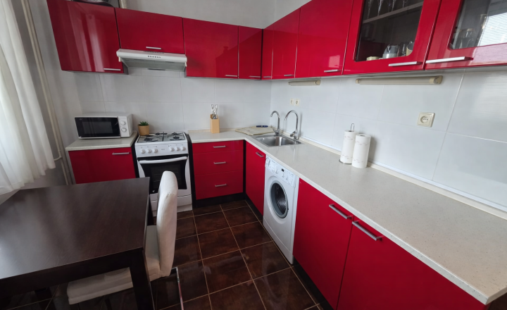 PREDAJ – 3 izbový byt kompletne so zariadením – MICHALOVCE - fotografia 1