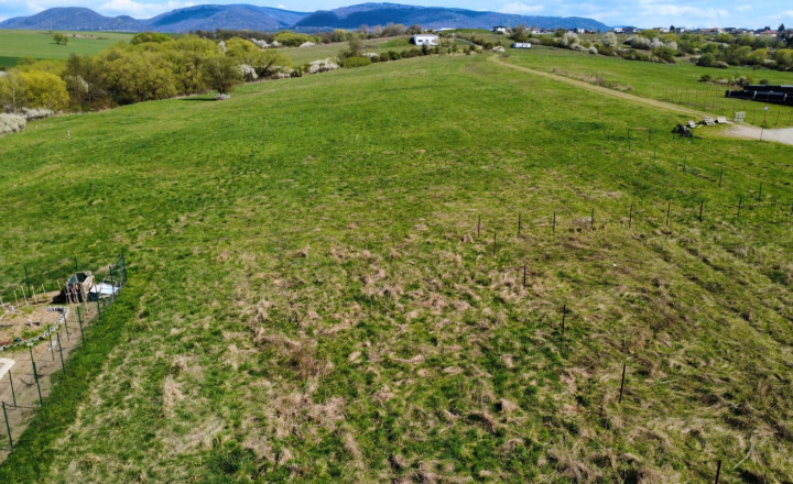 REZERVOVANÉ – investičný pozemok na budúcu výstavbu- 596 m2 – Ľubotice - fotografia 2