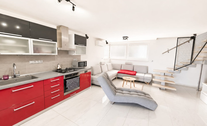 PREDAJ - Luxusný 3-podlažný apartmán s nádherným výhľadom - ZEMPLÍNSKA ŠÍRAVA - fotografia 2