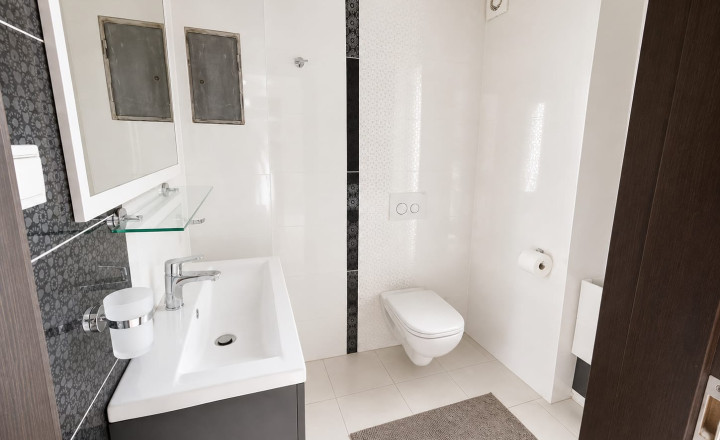 PREDAJ - Luxusný 3-podlažný apartmán s nádherným výhľadom - ZEMPLÍNSKA ŠÍRAVA - fotografia 4