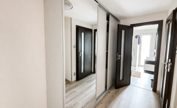 PREDAJ - Luxusný 3-podlažný apartmán s nádherným výhľadom - ZEMPLÍNSKA ŠÍRAVA - fotografia 6