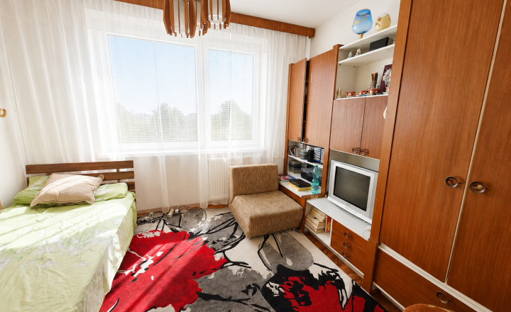 REZERVOVANÉ -  3 izbový byt 78m2 ul. Okružná - MICHALOVCE - fotografia 3