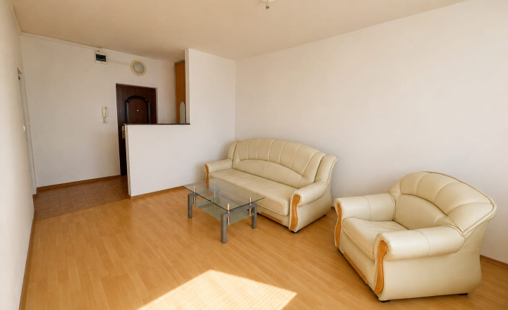 PREDAJ - 2 izbový byt s balkónom - MICHALOVCE - Nad Laborcom - fotografia 2