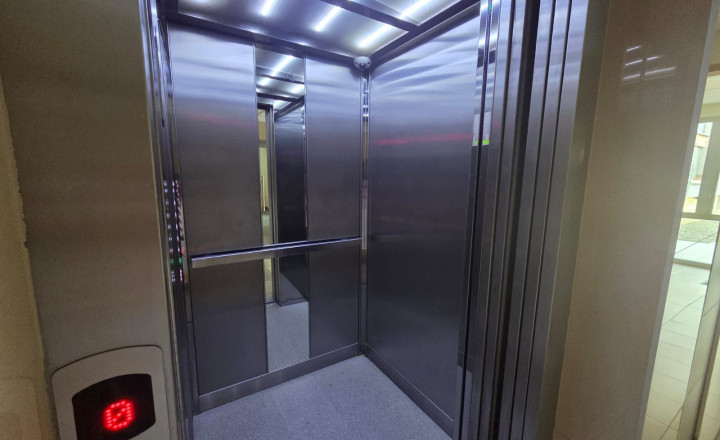 PREDAJ - 2 izbový byt s balkónom - MICHALOVCE - Nad Laborcom - fotografia 10