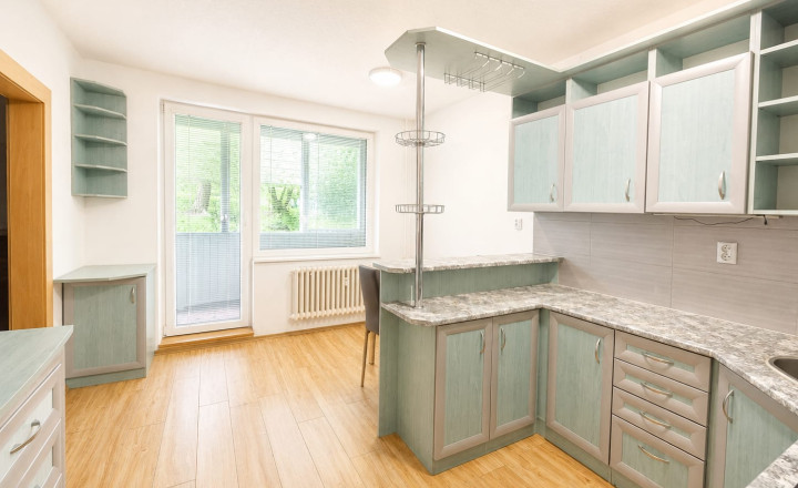 PREDAJ - 3 izbový byt s 3 balkónmi - PREŠOV - fotografia 1