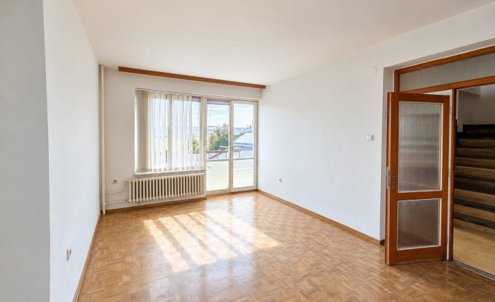 PREDAJ - Rodinný dom s veľkým potenciálom - SABINOV - fotografia 10